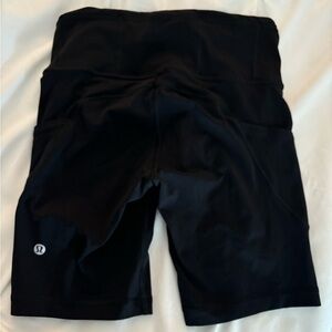 Lululemon bike shorts black size 4